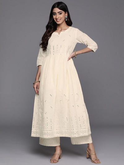 Washable Cotton Blend Off-white A-line Printed Kurti at Best Price in Kota  | Mann Mohana Trading
